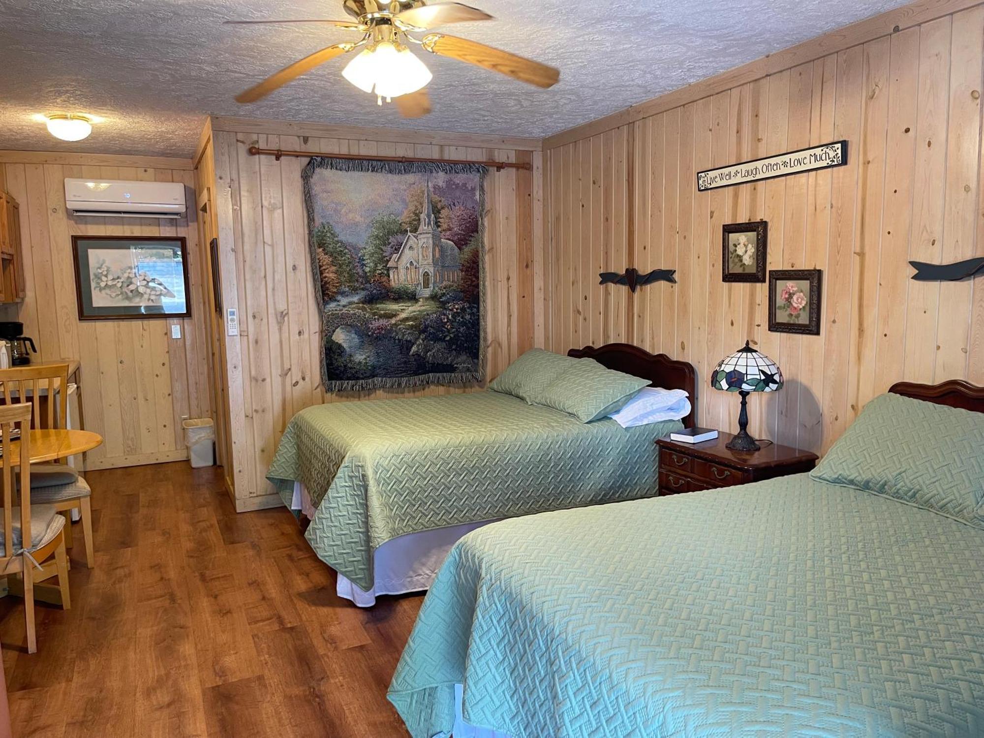 Mountain Aire Cottages & Inn Clayton Exterior foto